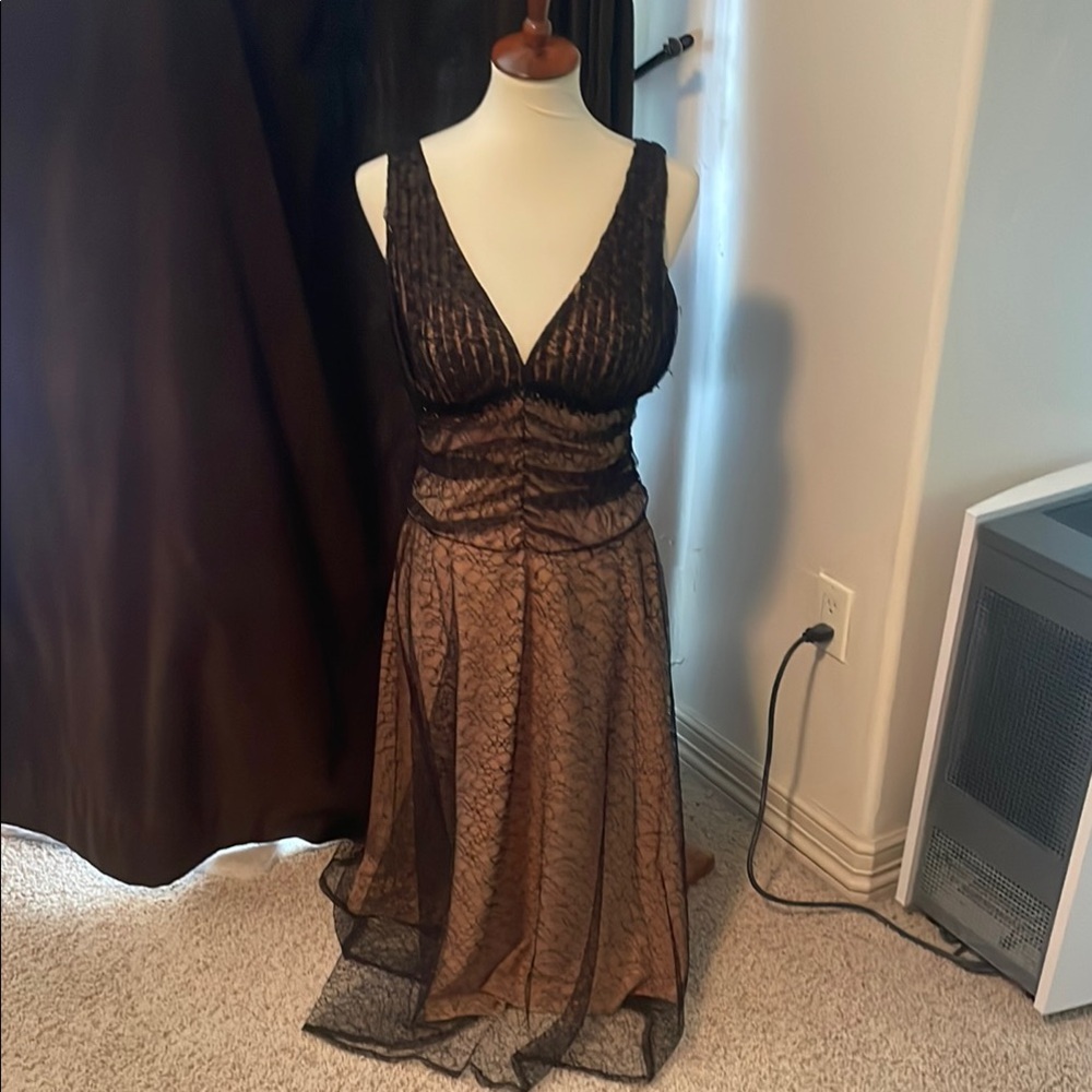 JS Boutique Black & Gold